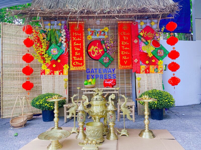 Trang trí Tết tại Gateway Express